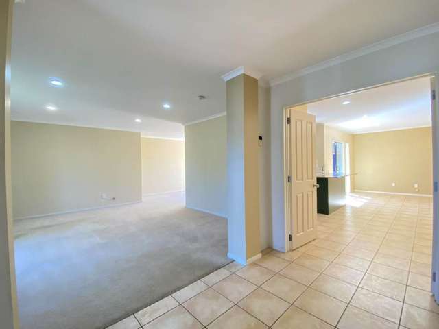 6 Shankill Place East Tamaki_1