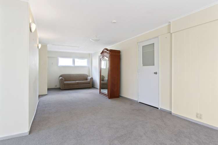 11 Abbotleigh Avenue Te Atatu Peninsula_12