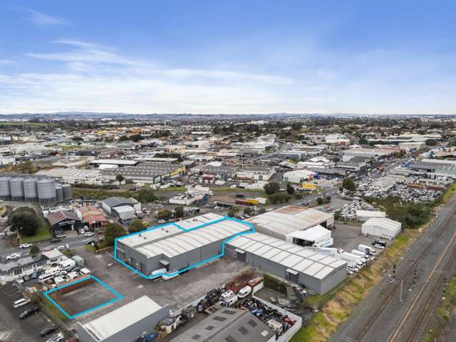 Front Warehouse | 25A Saleyards Road Otahuhu_1