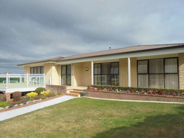 7 King Charles Drive_0
