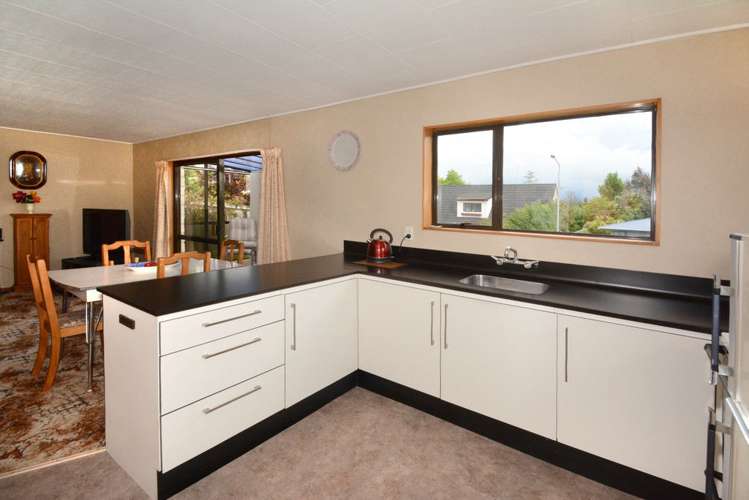 64 Kinmont Crescent Mosgiel_8