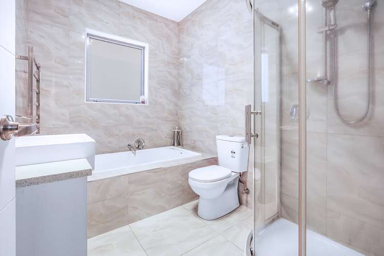 49 Alpers Ridge Leamington_9