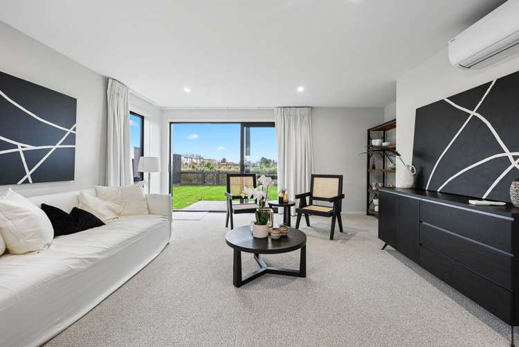 53 Probert Crescent Chartwell_5