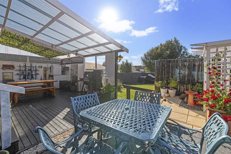 2/8 Leven Lane_4