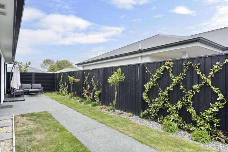 28 Tara Crescent Woodend_18