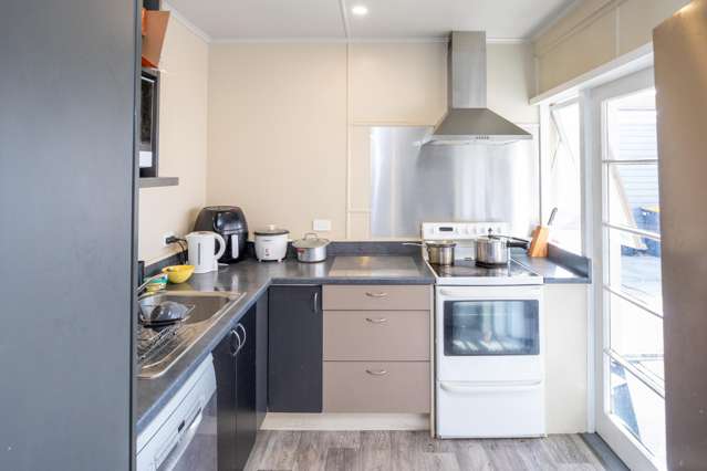 1-4/934 Colombo Street St Albans_3