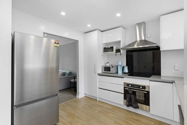 8/8 Tawai Street Trentham_4