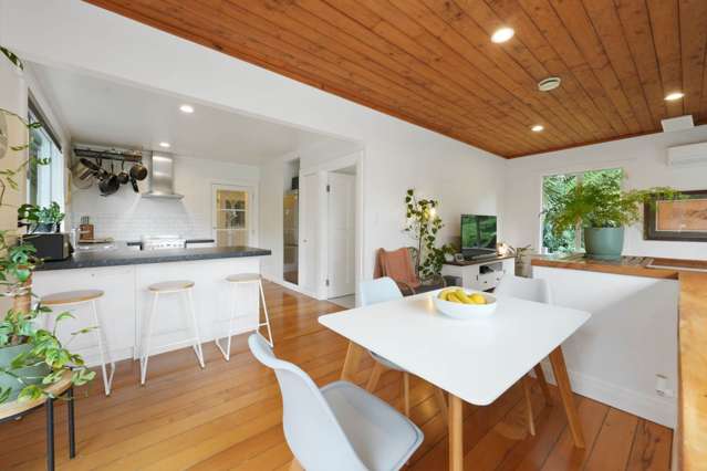 53 Laingholm Drive Laingholm_4