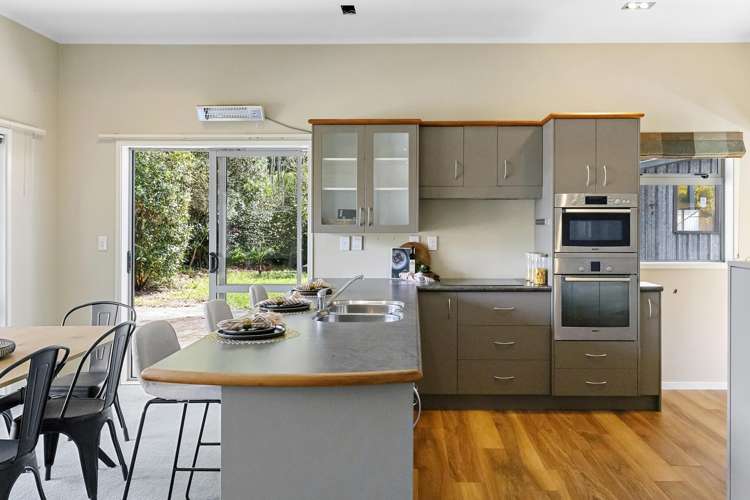 10 Northcroft Street Waitahanui_11