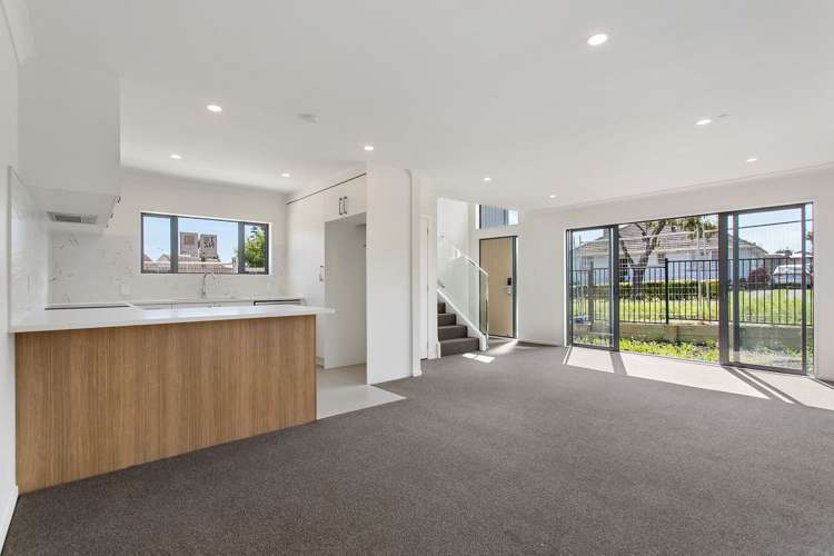 40 Wimbledon Crescent Glen Innes_16