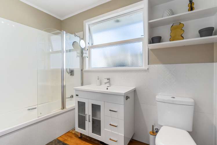 65 Shelly Bay Road Beachlands_3