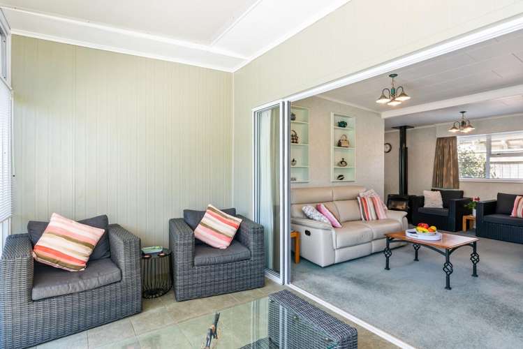 5 Eruini Street Waikanae Beach_19