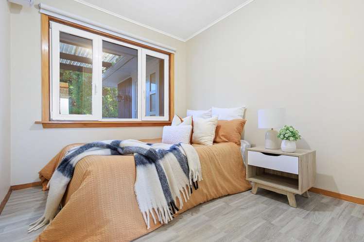 34 Bentley Street Russley_5