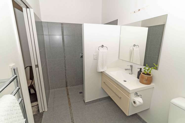 1 Lakeside Terrace Westport_7