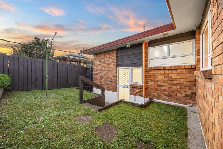 33A Kirby Street Glendene_25