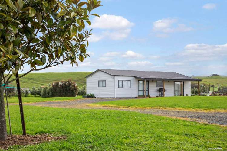 136 Parakau Road Pollok_19