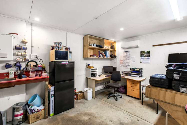 7 Pluto Road Lumsden_3