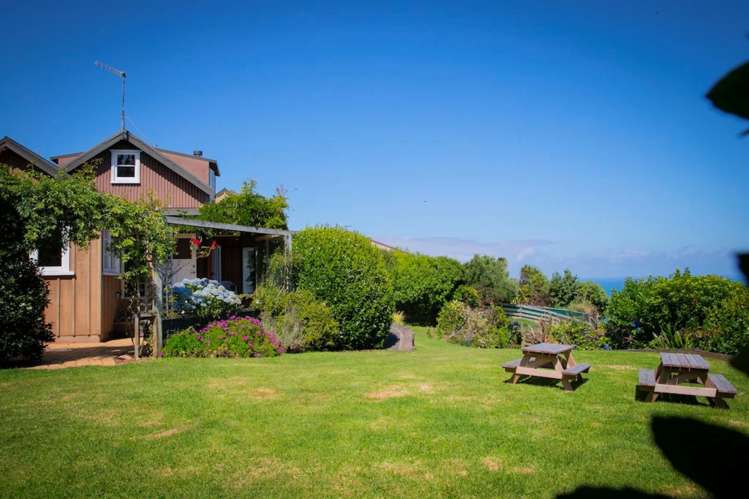 300b Whaanga Road Raglan_0