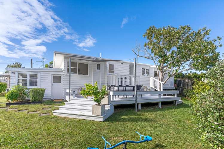 40 Fairclough Road Beach Haven_16