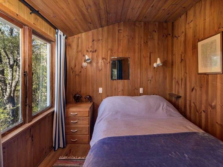 24 Cotterell Place St Arnaud_9