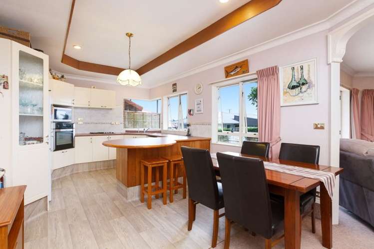 588a Fraser Street Greerton_2