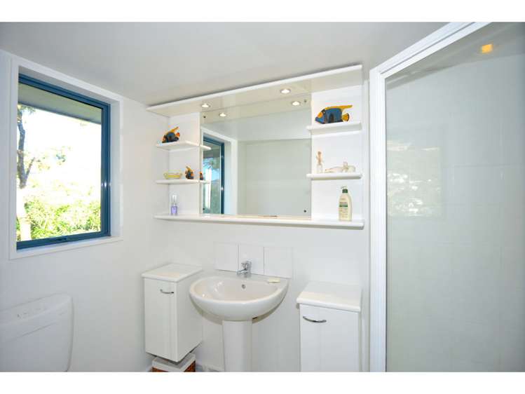 18 Settlers Hill Akaroa_13