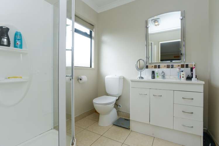 1018a Southland Road Raureka_9