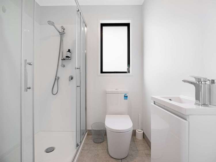 32 Sandspit Road Waiuku_17