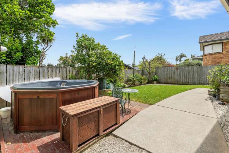 32 Kuripaka Crescent The Gardens_1