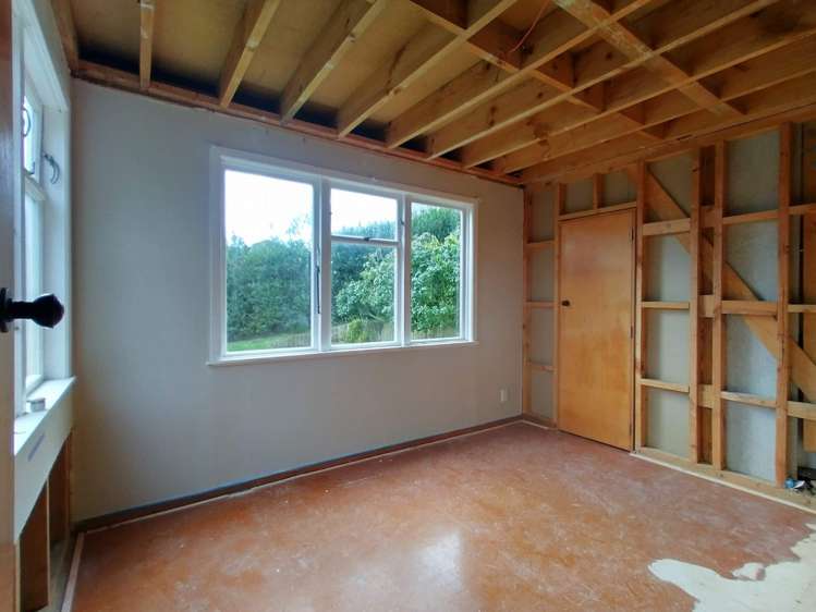 33 Castor Crescent Cannons Creek_9