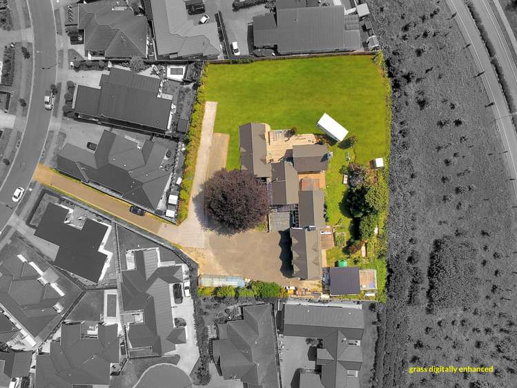 92 Puhirake Crescent Pyes Pa_36