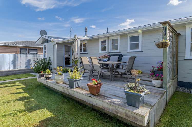 14 Beatty Street Levin_13