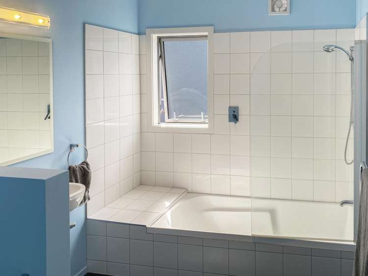 12/16 Hutcheson Street Sydenham_6