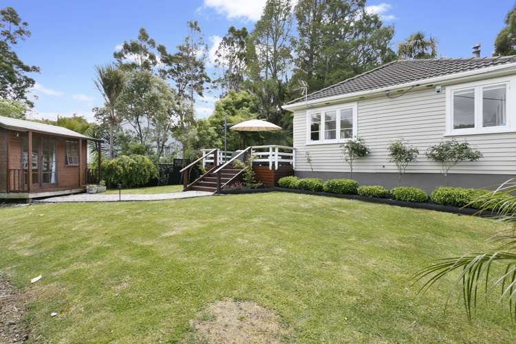 1 Grovelands Way Titirangi_3