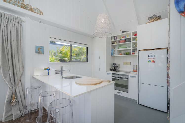 9 Mountain Vista Place Pauanui_13