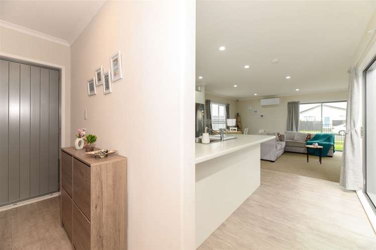 1 Honour Road Papakura_9