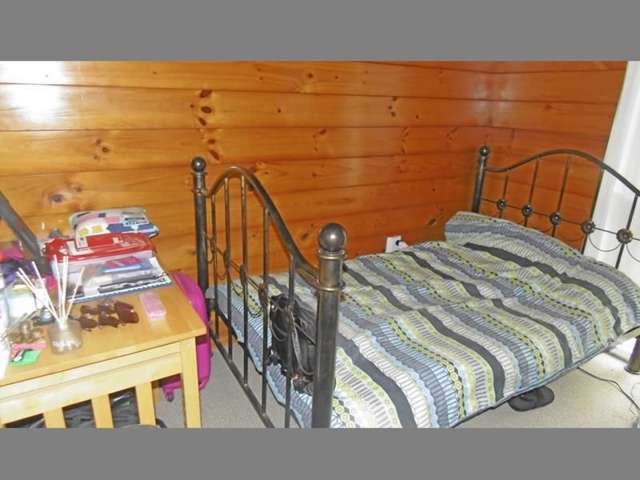 2/2 Selwyn Crescent Forrest Hill_3