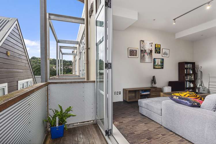 405/20 Hanson Street Mount Cook_3