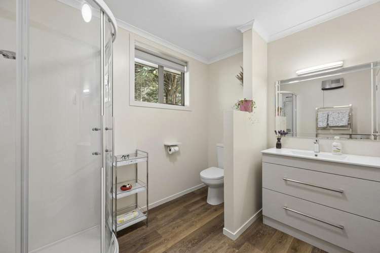 34 Clearwater Street Broad Bay_15