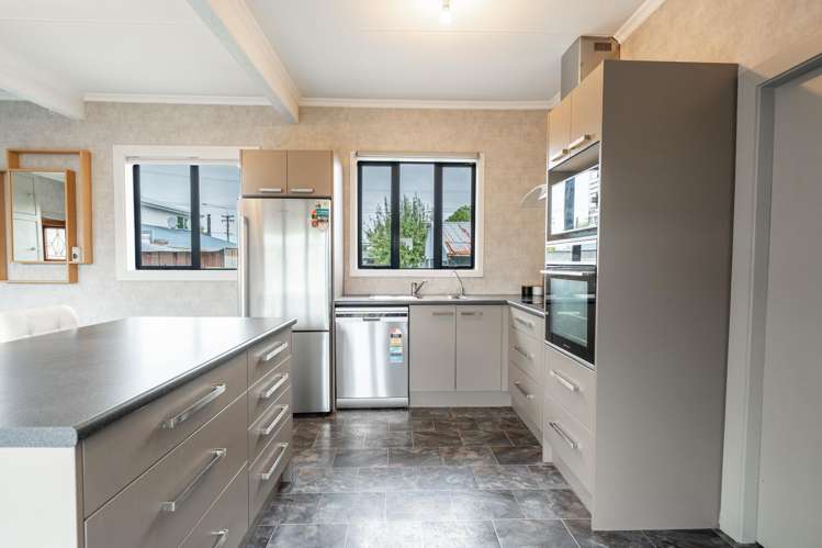 65 Main Street Mataura_1