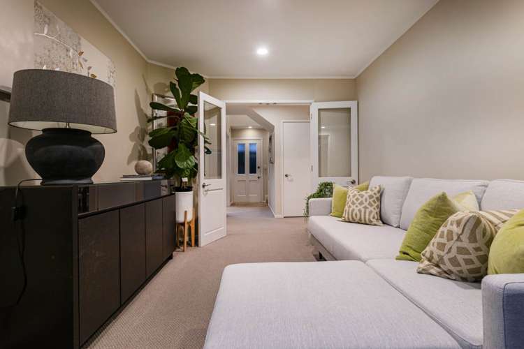 2/3 Rangitira Avenue Takapuna_13