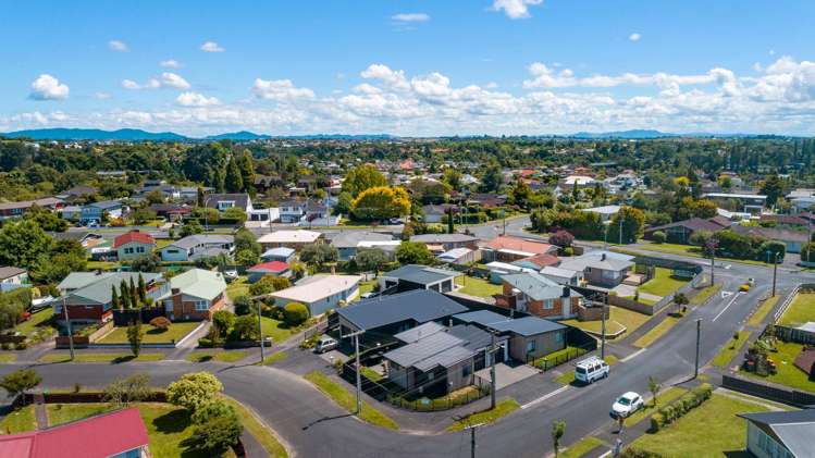 2/5 Mears Road Saint Andrews_17