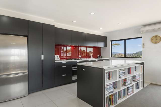 2/2 Neal Avenue Glenfield_1