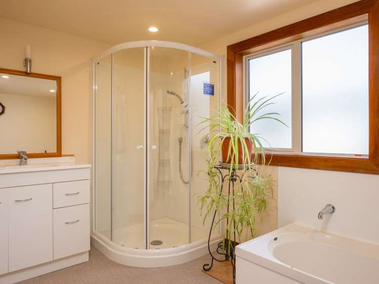 10 Grant Place Witherlea_12