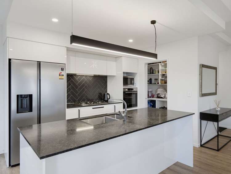 13 Zinnia Way Wigram_8