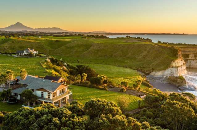153 Waitoetoe Road Urenui_4