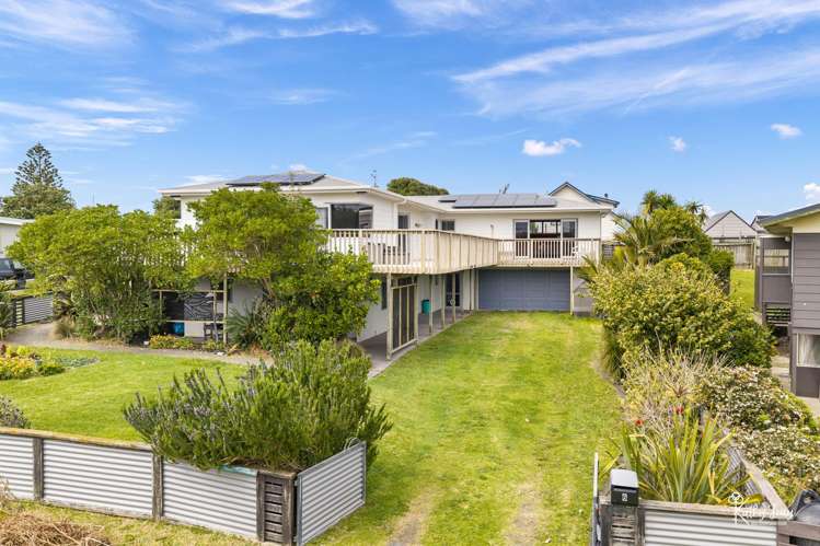 6 Bayly Street Baylys Beach_37