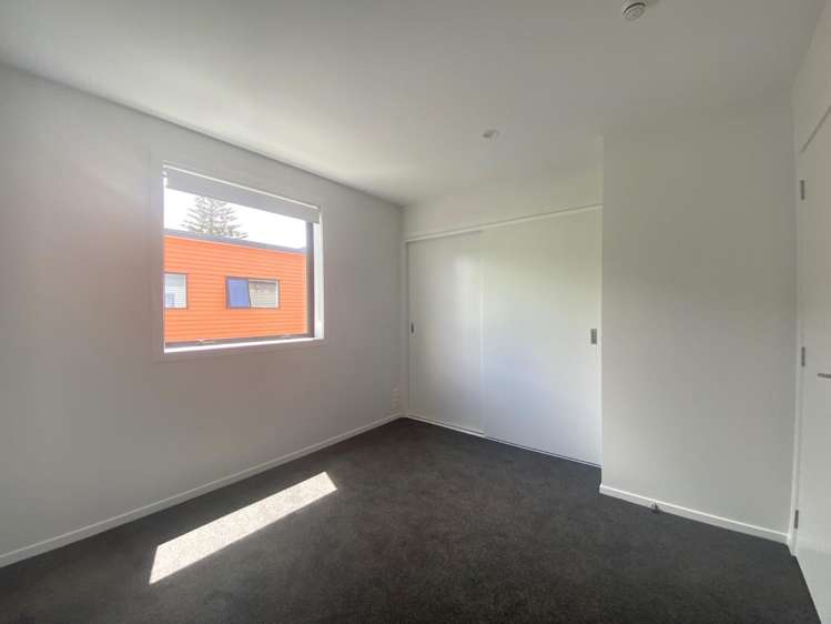 8/3234 Great North Road 1732_9