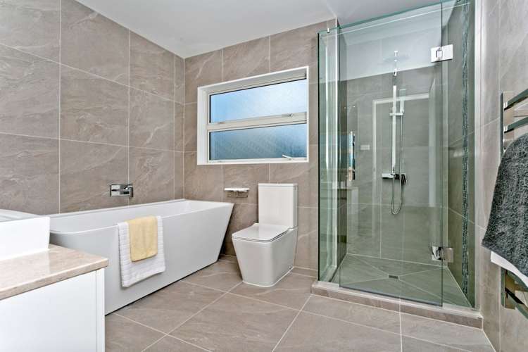 24 Spyglass Street Red Beach_17