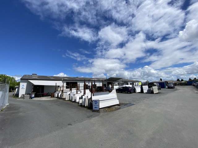 Fully Leased Multi-Tenant Industrial Investment